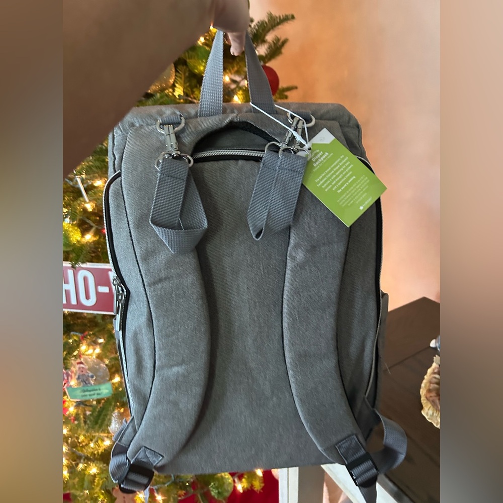 NWT..Gray Diaper Bag Backpack for Men and Women - Picture 9 of 9